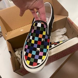 BNIB Vans Sz 9